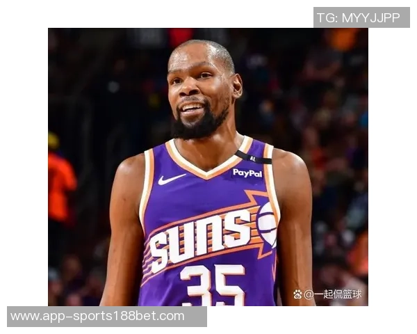 杜兰特与莫兰特父亲场边争执暗示儿子或将离开球队珍惜最后时光 杜兰特与莫兰特父亲场边争执暗示儿子或将离开球队珍惜最后时光